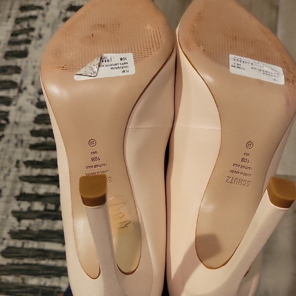 SCHUTZ Women's Elegant Cream Heels (Worn Once!) - Picture 5 of 5